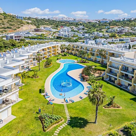 Achard Marina Apartament *